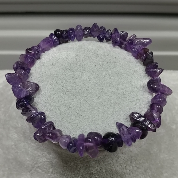 Amethyst Chip Beaded Stretch Bracelet Natural Amethyst Gemstone Chips Purple - Picture 11 of 12